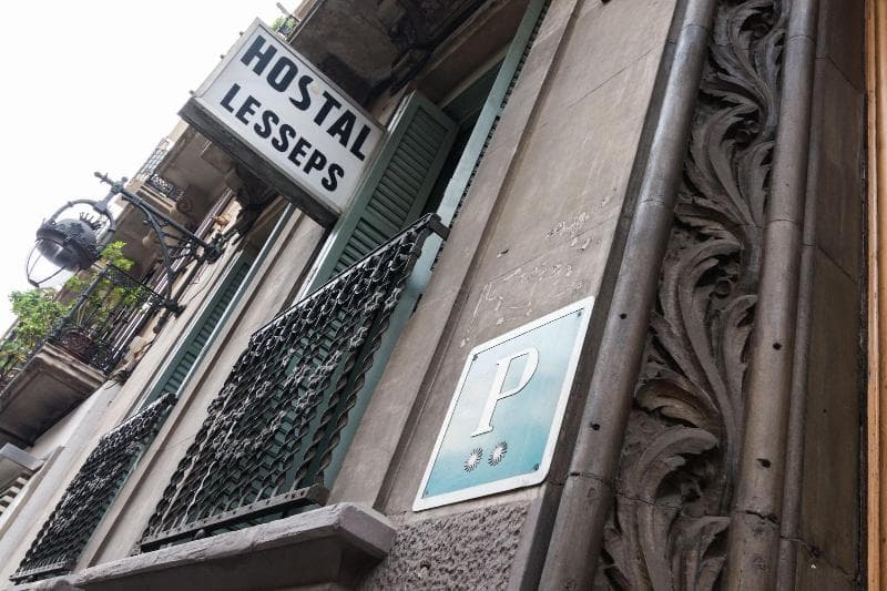 Hostal Lesseps 2