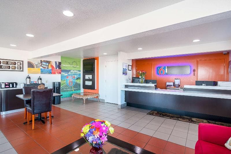 Motel 6 Round Rock 4