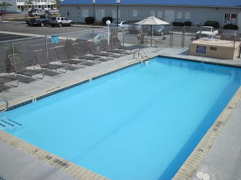 Kings Arms Motel main