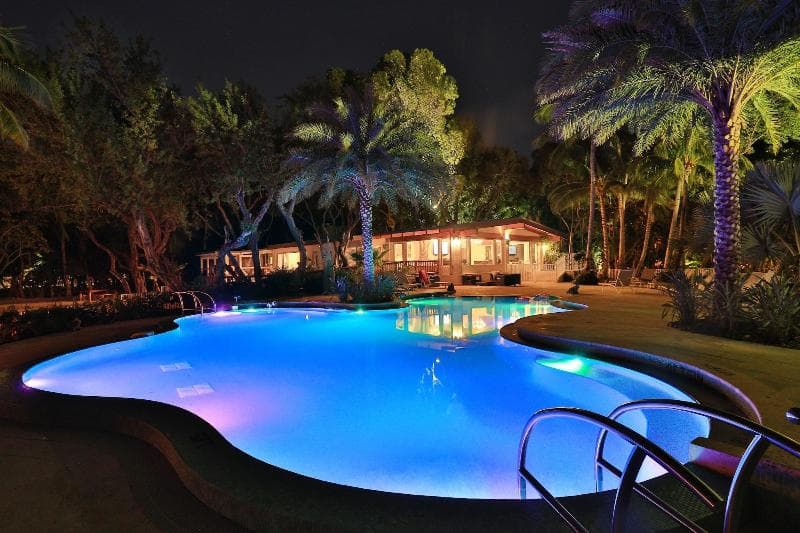 Largo Resort main