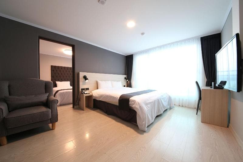 Gyeongpo Soo Hotel 4