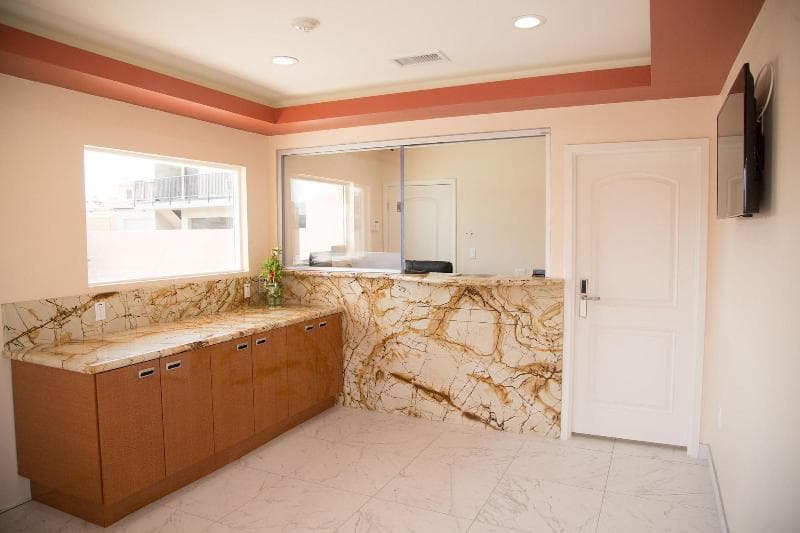 Diamond Bell Inn And Suites 3