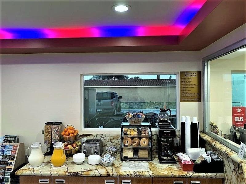 Diamond Bell Inn And Suites photo 1
