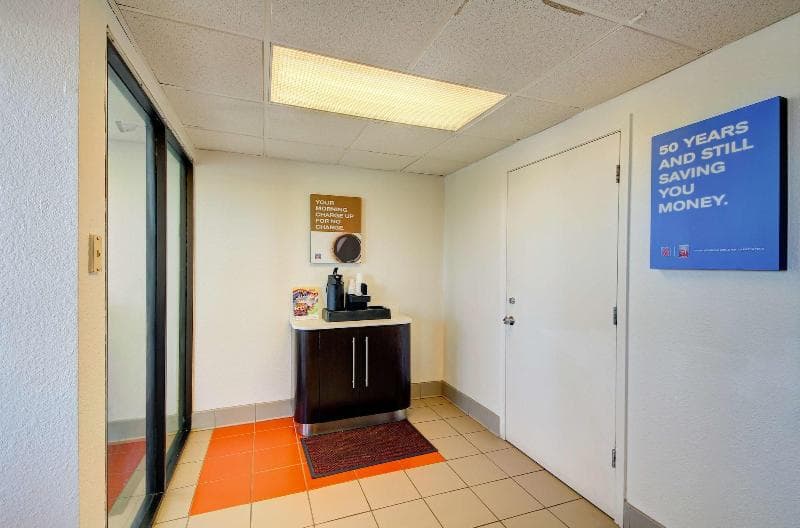 Economy Hotel Plus 3