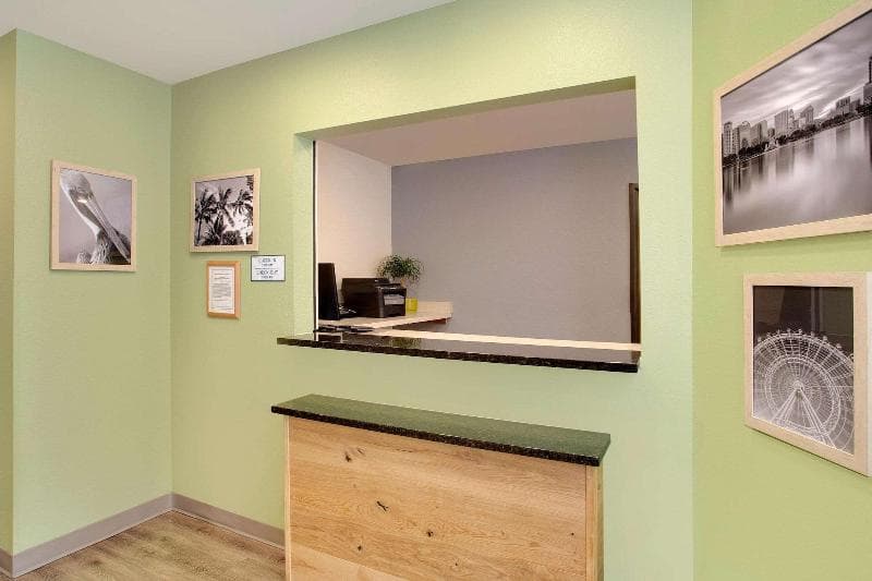 Woodspring Suites Ocala 3