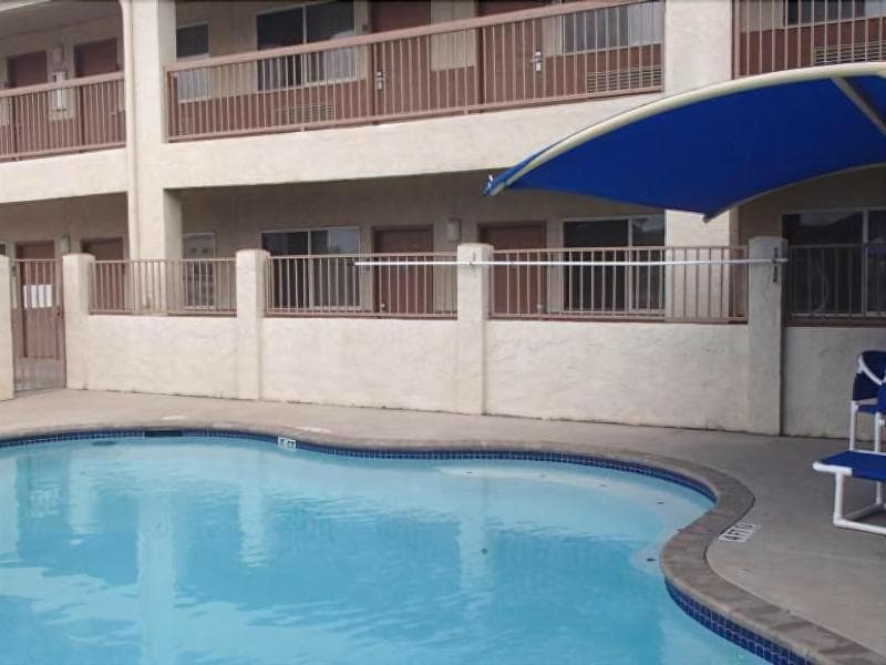 Texas Inn main