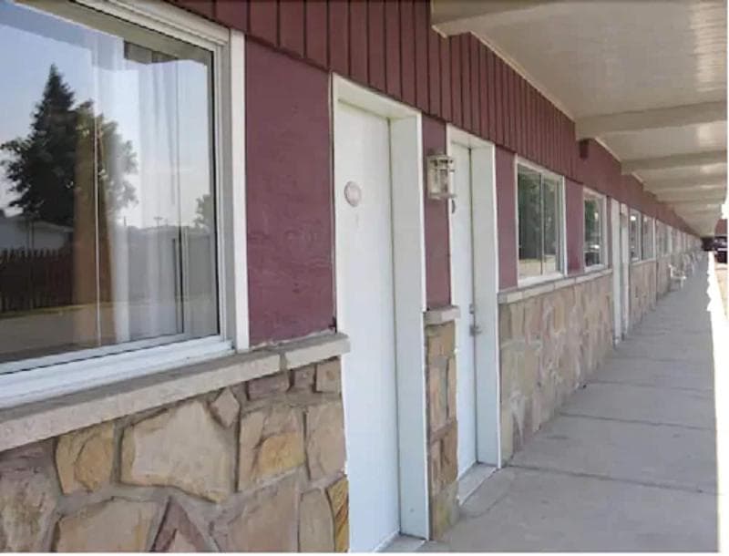 Grand Motel St-Hubert 4