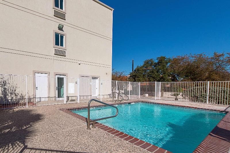 Motel 6 San Antonio Tx photo 1