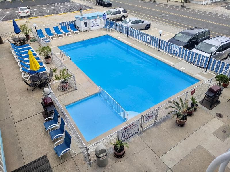 Quebec Motel main