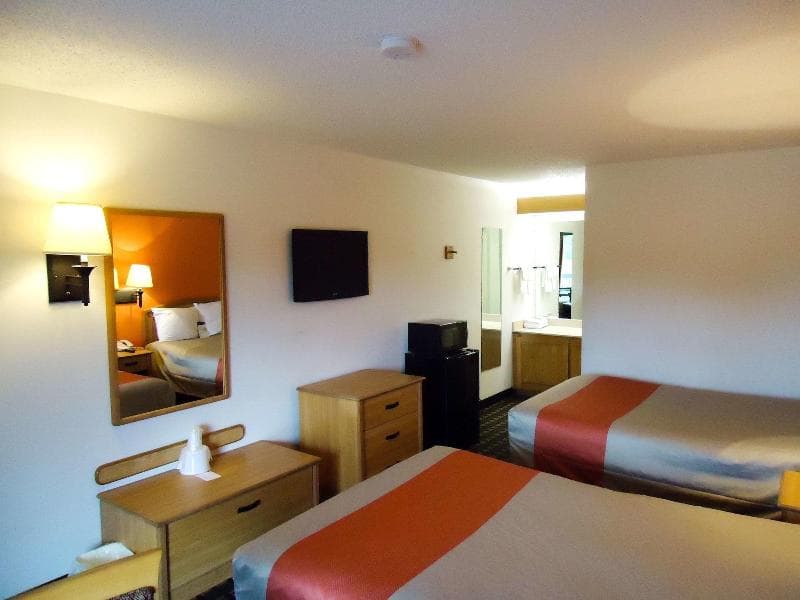 Motel 6 Memphis Northeast 3