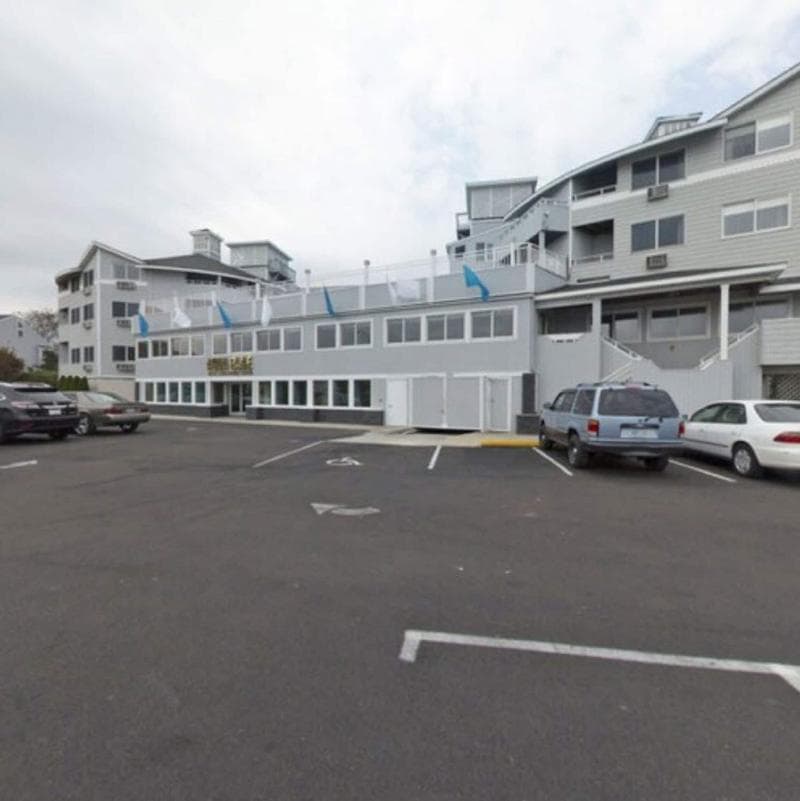 Aqua Blue Hotel & Conference Center photo 1