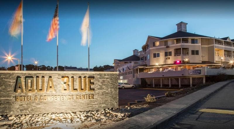 Aqua Blue Hotel & Conference Center 2