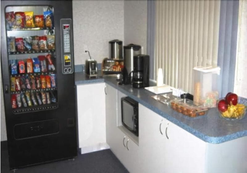 Studio Inn & Suites main