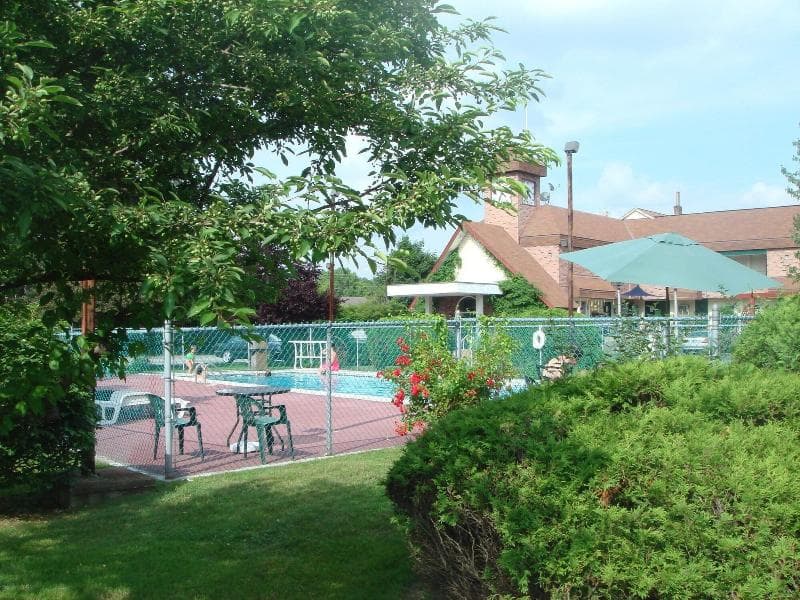 The Black Mountain Inn main