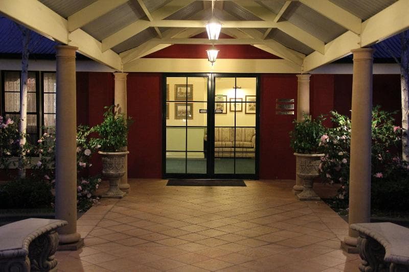 The Lawson Motor Inn 3