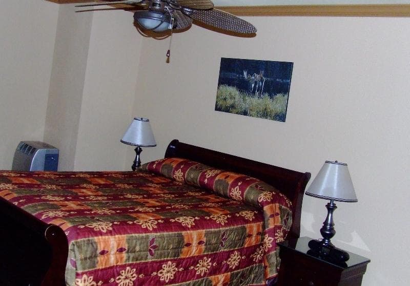 The Yukon Inn 5