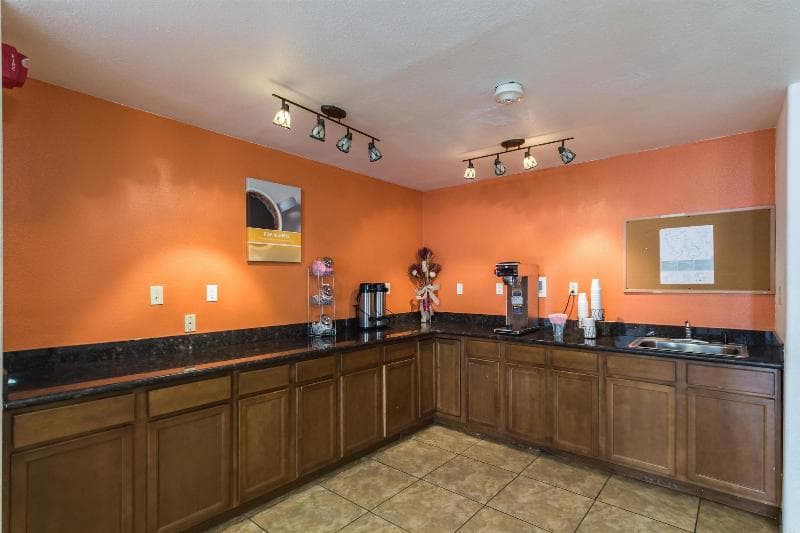 Motel 6 Silver City 2