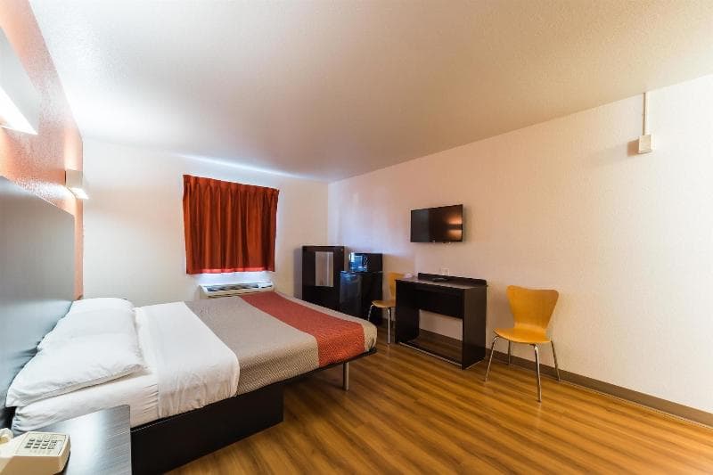 Motel 6 Silver City 3