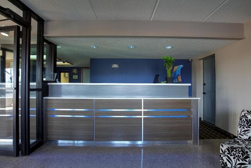 Fair View Inn & Suites 3