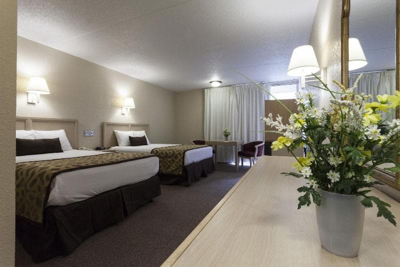 Reagan Resorts Inn 5