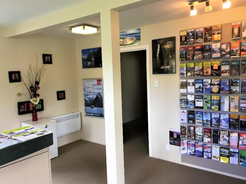 Fiordland Lakeview Motel And Apartments 4