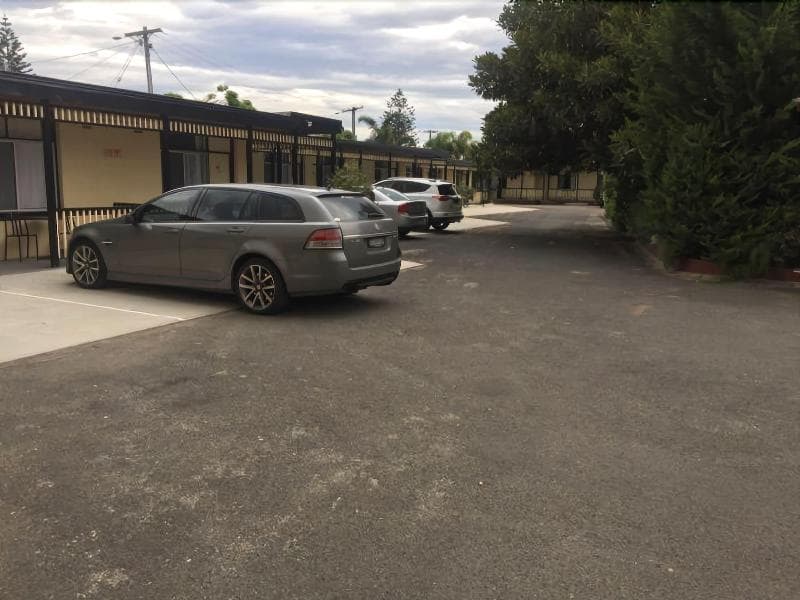 The Esplanade Motel 4