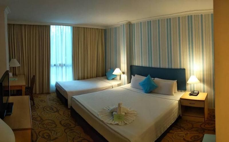 The Orchid Hotel 3