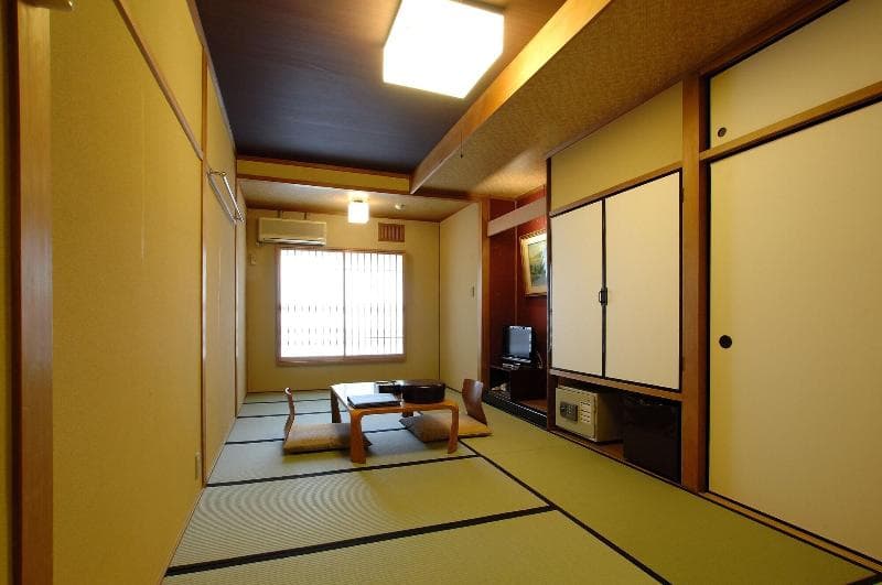 Nishiyama Ryokan 4