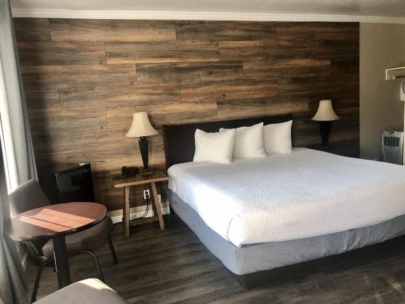 Inn By The Bay Monterey 4