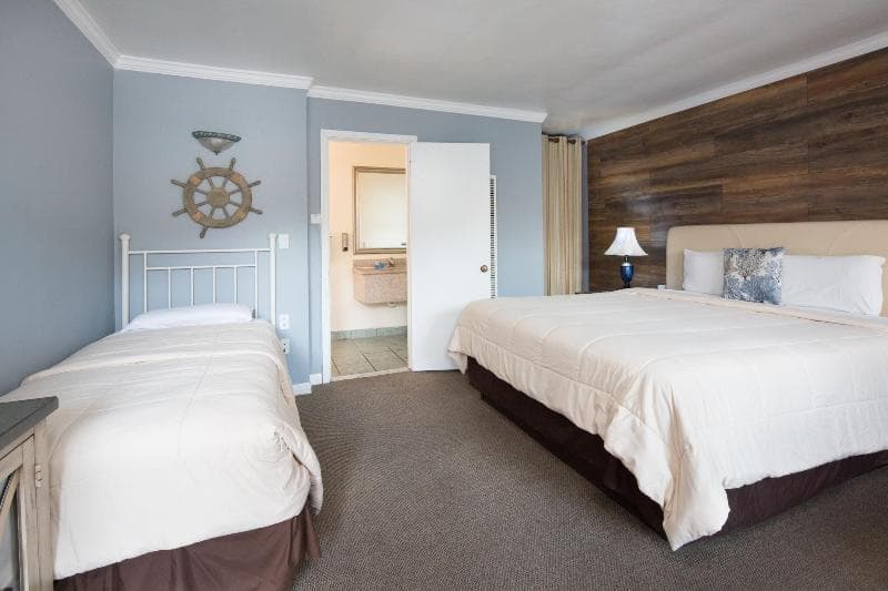 Inn By The Bay Monterey 5