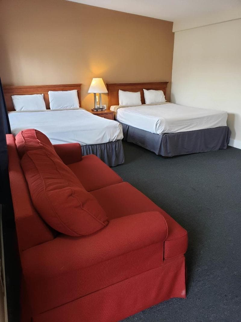 Motel 6 Santa Cruz, CA 3