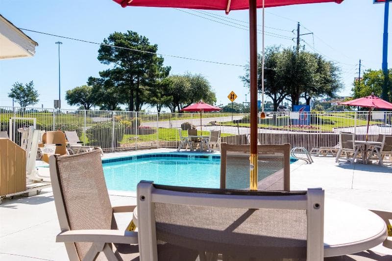 Motel 6 Longview 5
