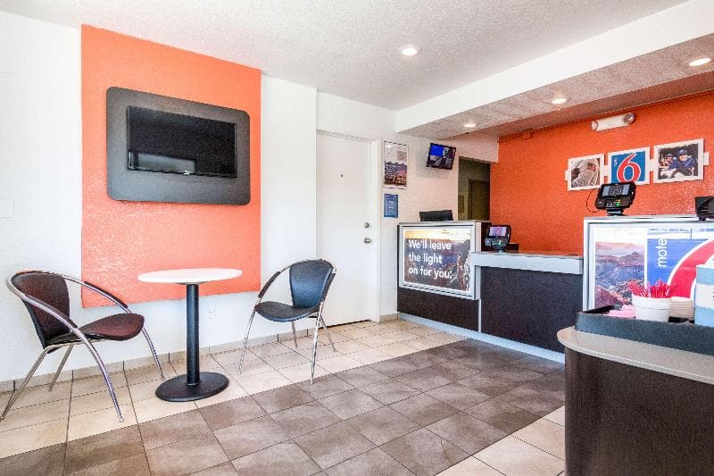 Motel 6 Longview 4