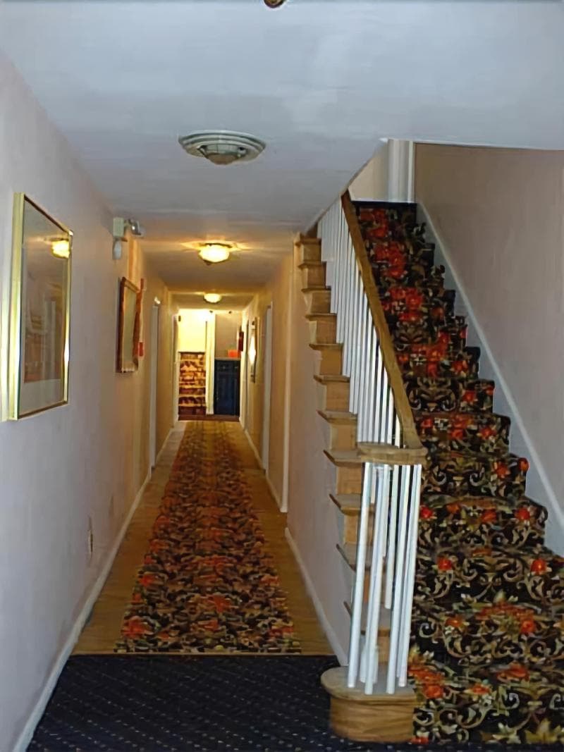 Clarem Happy Days Inn 5