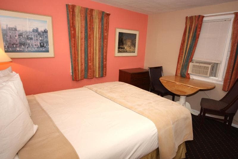 Clarem Happy Days Inn 4