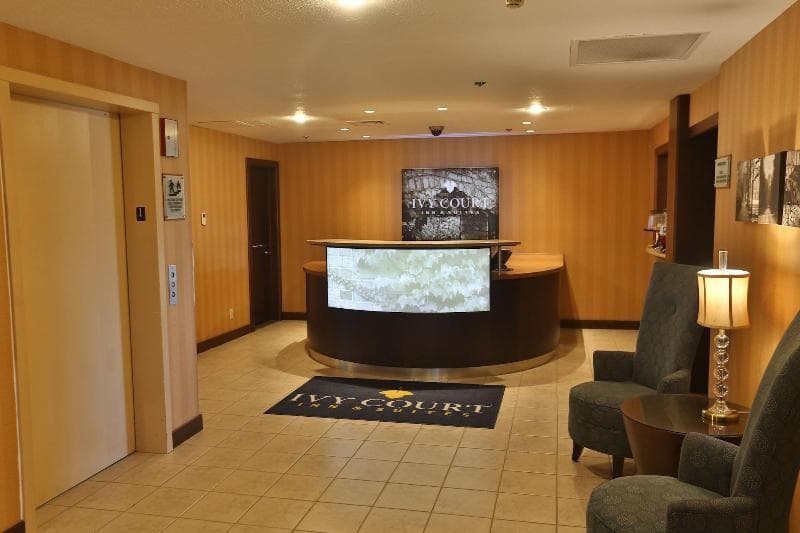 Ivy Court Inn And Suites 5