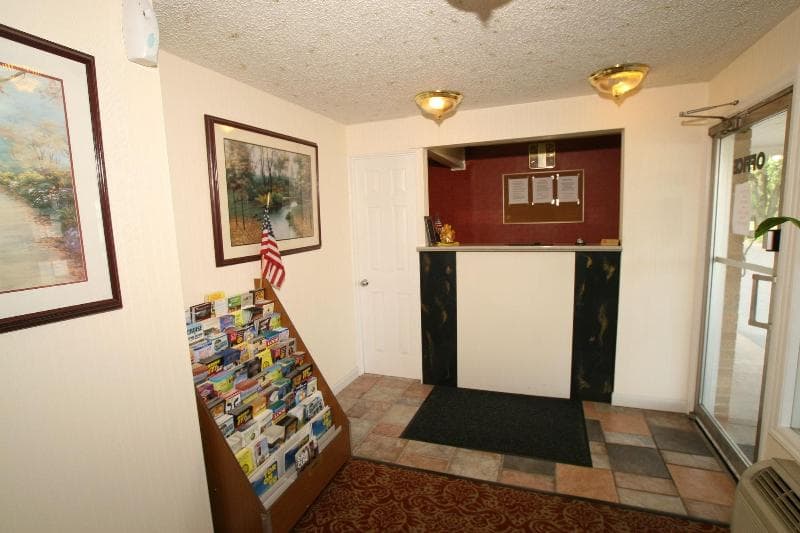 Budget Inn Syracuse Airport Cicero 3
