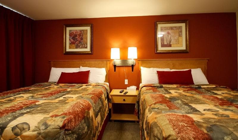 Sahara Courtyard Inn Osoyoos 3