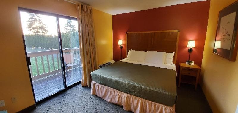 Olympic View Inn 5