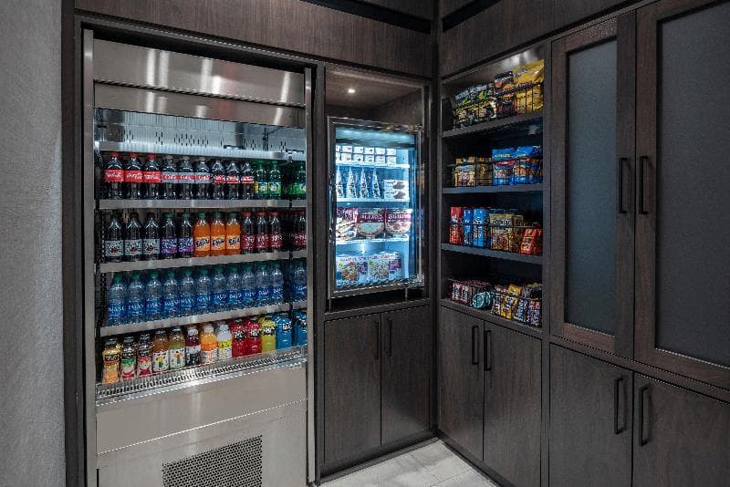 Staybridge Suites Boston Logan Airport - Revere 3