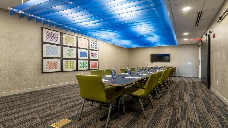 Holiday Inn Express And Suites Marion photo 1