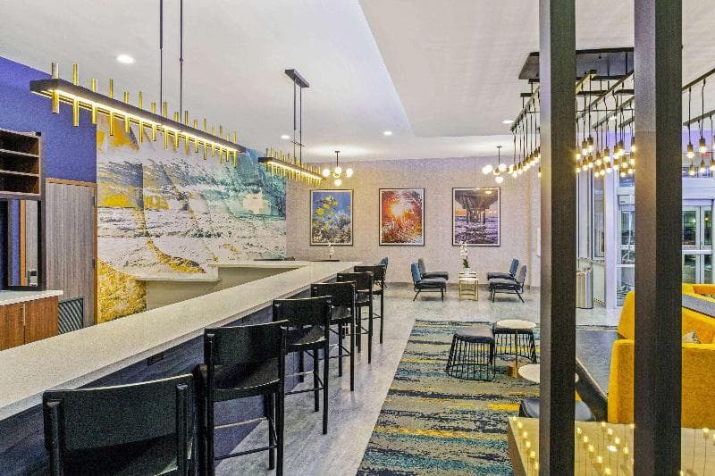 La Quinta Inn & Suites by Wyndham Miramar Beach-Destin 2