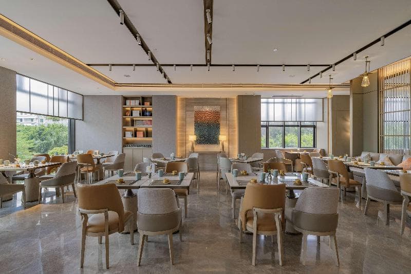 DoubleTree by Hilton Shenzhen Nanshan Hotel & Residences 3