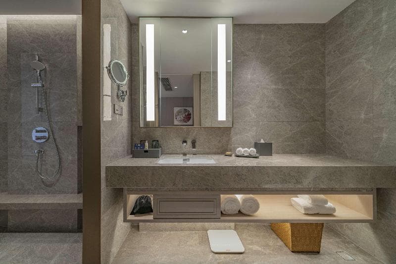 DoubleTree by Hilton Shenzhen Nanshan Hotel & Residences 5