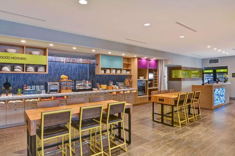 Home2 Suites by Hilton Naples I-75 Pine Ridge Road 3