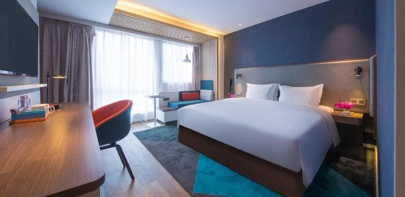 Holiday Inn Express Urumqi Station 2