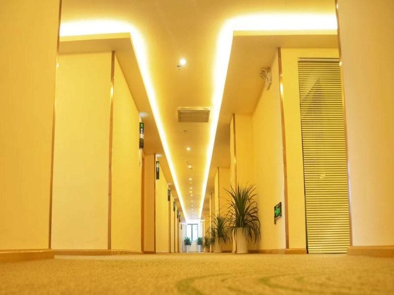 Greentree Inn Guiyang Wudang District High Speed R 4