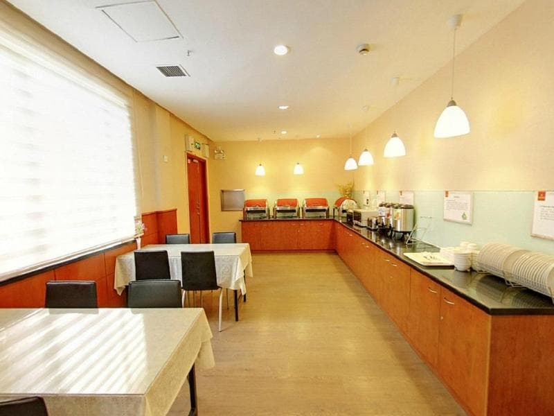 Hanting Hotel (Shanghai Xiangyang Road) photo 1