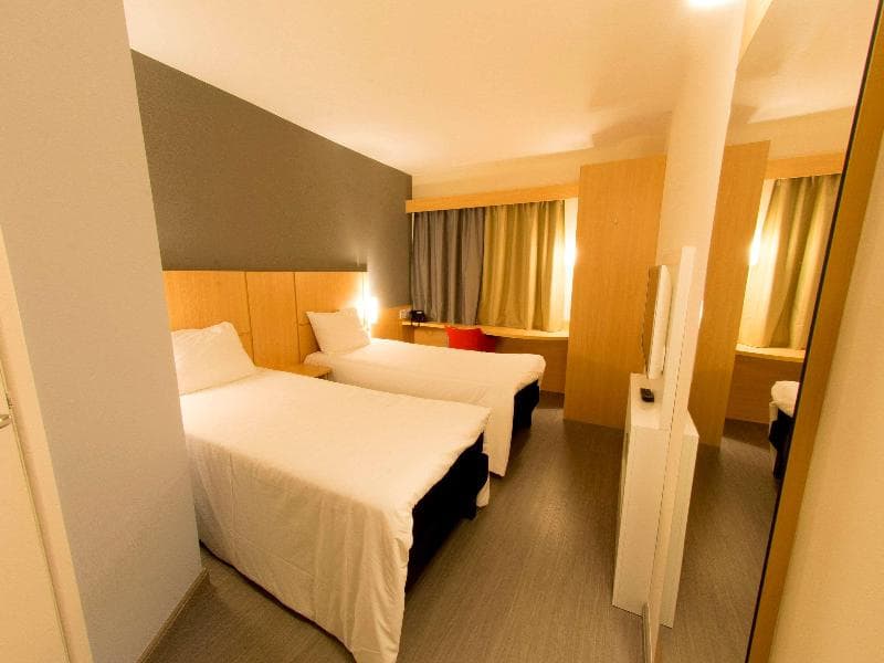 Ibis Aracruz 3