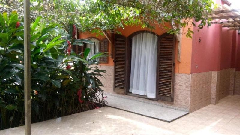 Voa Quatro Estaes Paraty main